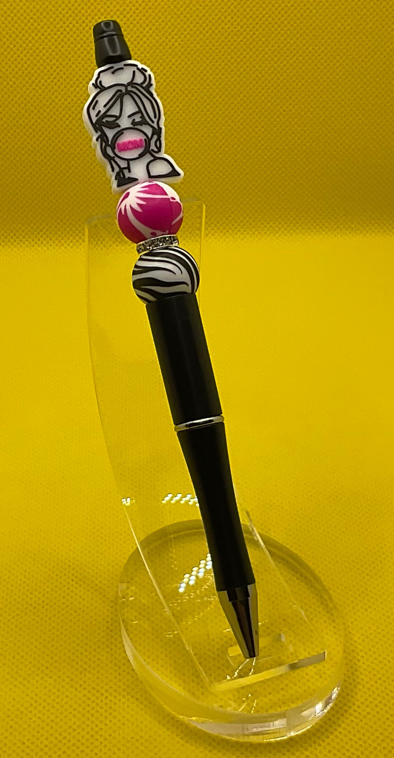 Bubble Mom || Pen