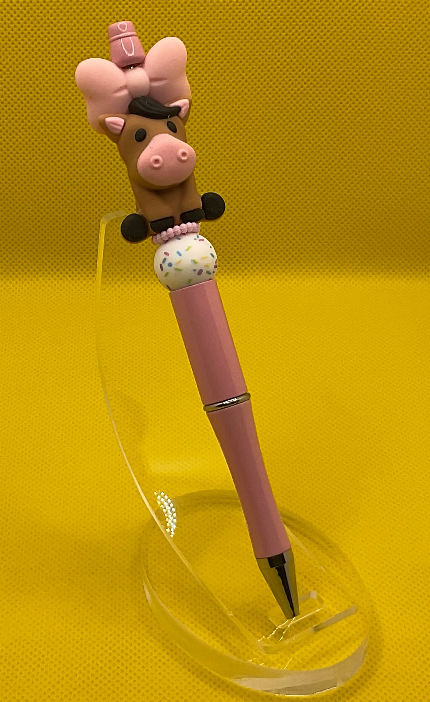 Horse || Pen