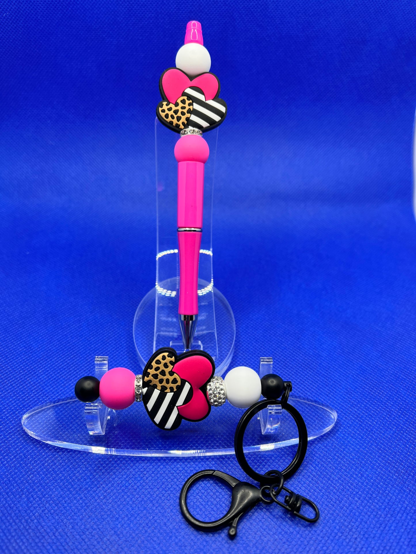 Love is in the Air Pen and Keychain || Set