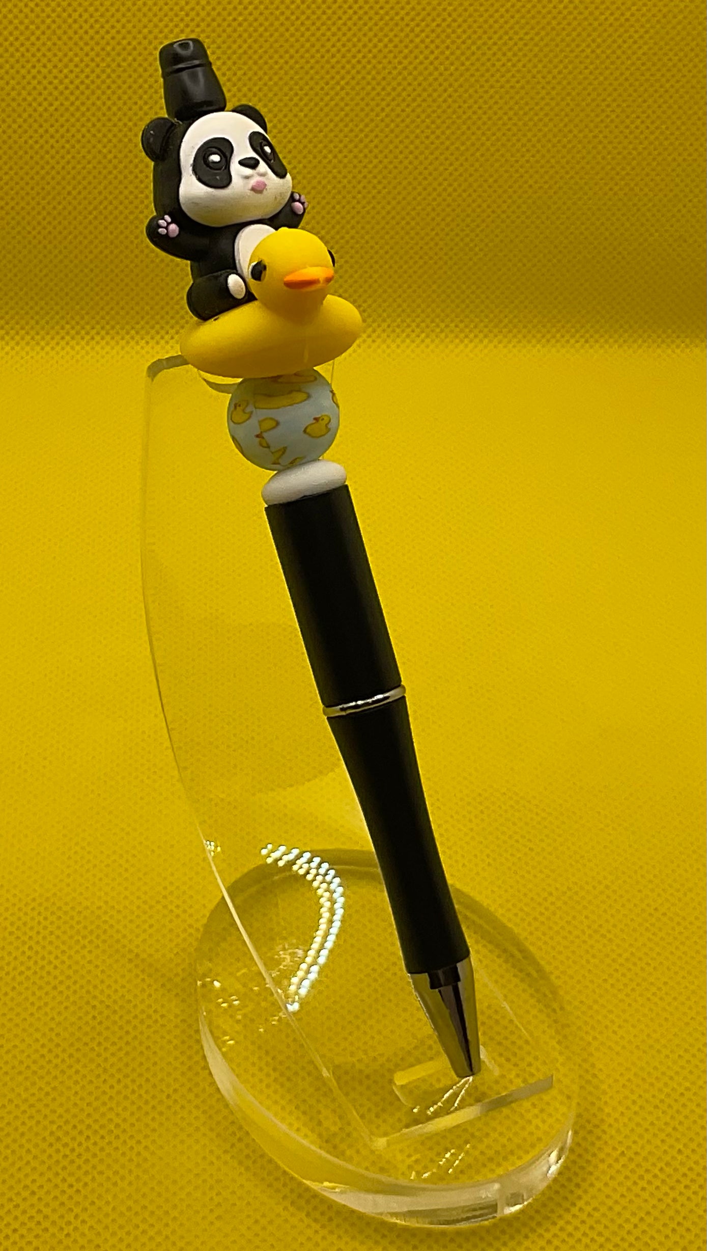 Panda on a float || Pen