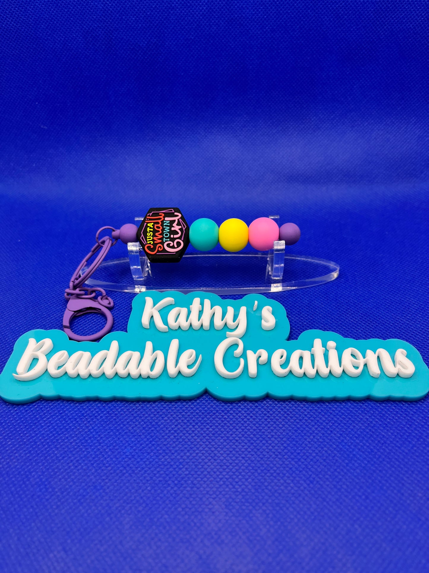 Small Town Girl || Keychain